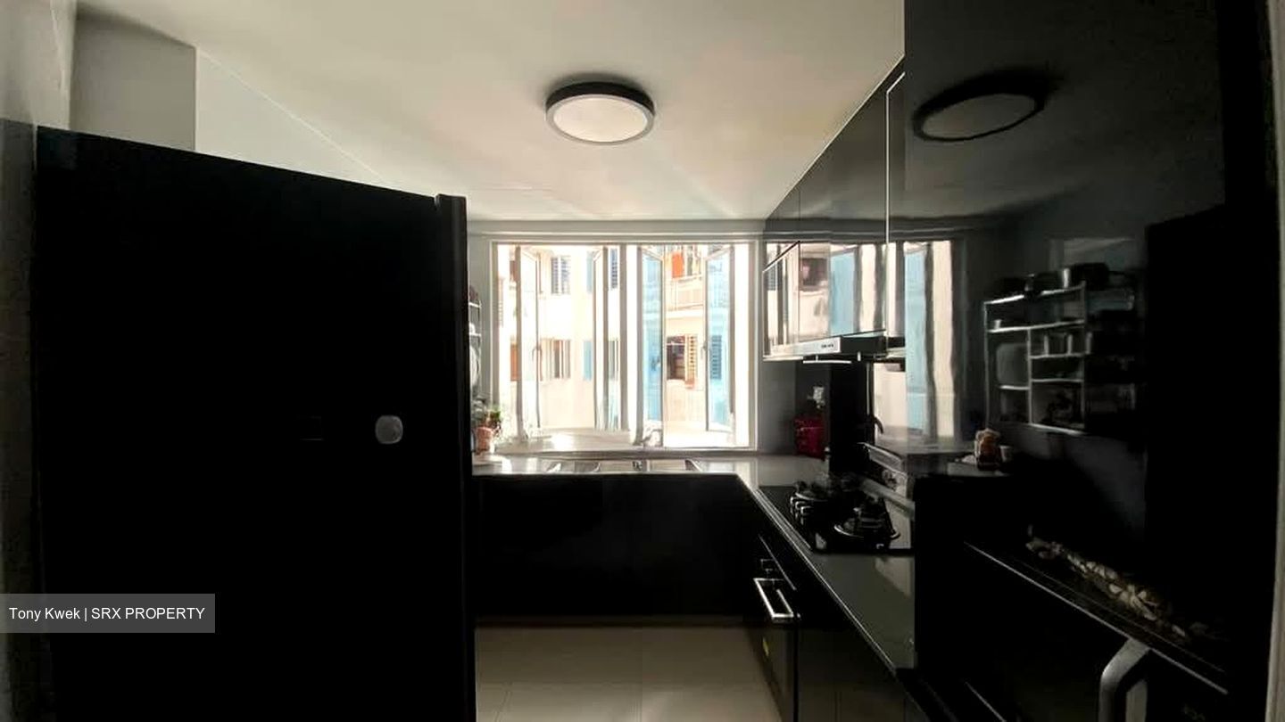 Northoaks (D25), Condominium #589737431